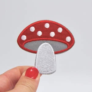 Mushroom Patch Iron on Toadstool Patch Embroidered Fly Agaric Big Large Mushroom Patch Badge Motif Appliqué Clothes Patch Cute Quality - 93
