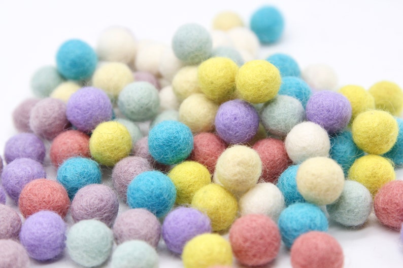 100/% Wool Handmade Felt Balls Felt Pom Poms Pompoms 50 x 1.5cm Wool Felt Balls Assorted Pastel Easter Colours