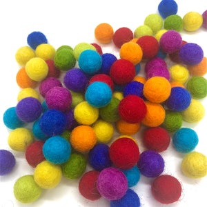 50 x 1.5cm Wool Felt Balls in Rainbow Colours - 100% Wool Handmade Felt Balls - Felt Pom Poms Pompoms