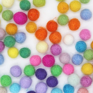 50 x 1cm Wool Felt Balls Assorted Light and Bright Colours - 100% Wool Handmade Felt Balls - Felt Pom Poms Pompoms