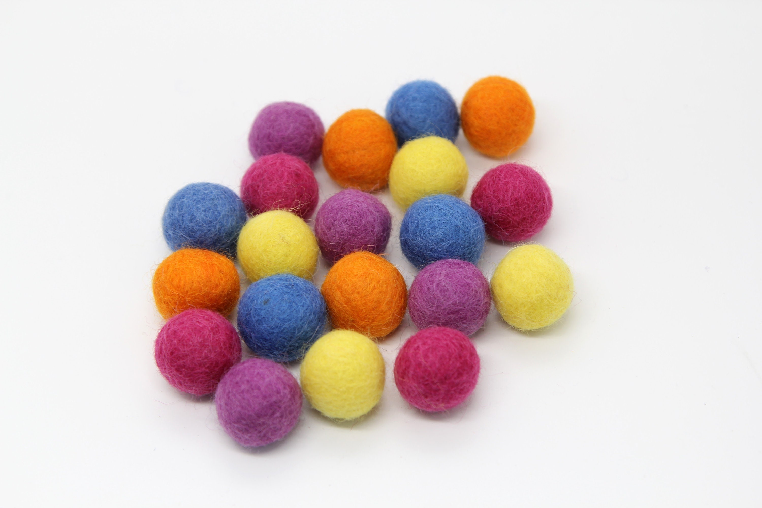 20 1cm Wool Felt Balls Choose 34 Colours Tiny Handmade Pom Poms