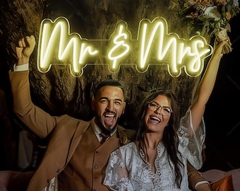 Mr & Mrs Neon Sign, Custom Wedding Decor, Neon Sign Wedding Wall Decor, Neon Light Wedding Gifts, Neon Wedding Sign Personalized Gifts