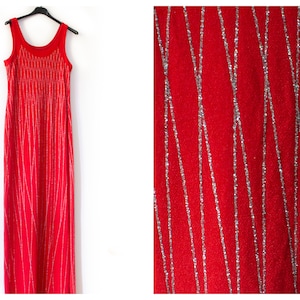 90&#39;s Langes Rotes Kleid Vintage Bodycon Maxi Kleid Rot mit glänzenden silbernen Linien. Abendkleid