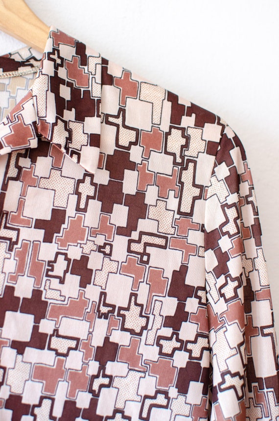 60's 70's Vintage blouse with retro geometric pri… - image 5