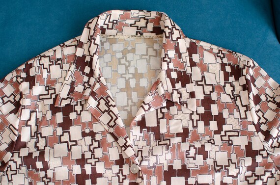 60's 70's Vintage blouse with retro geometric pri… - image 7