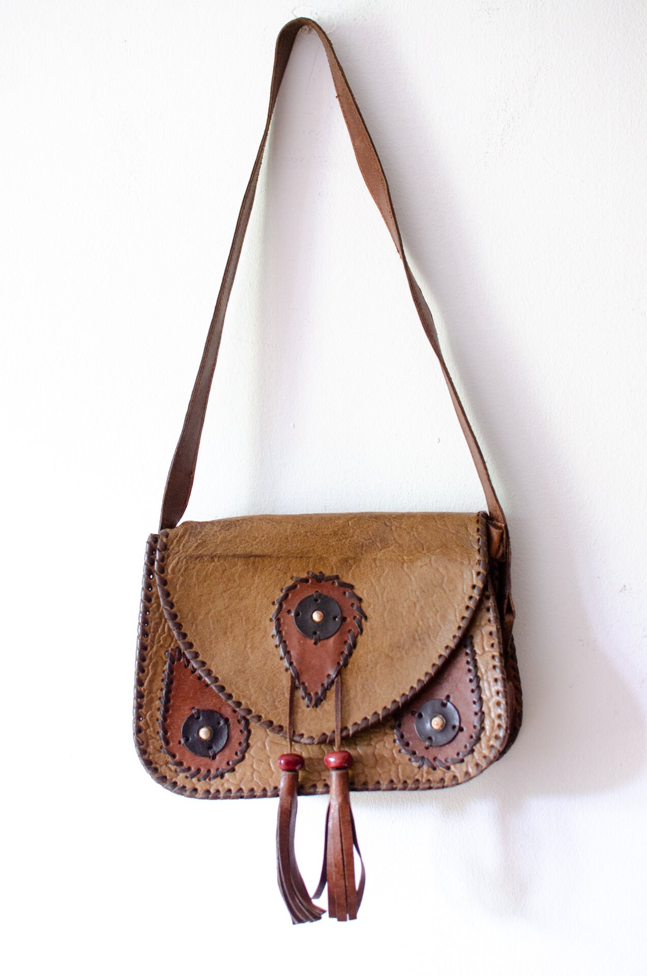 60's Hippie Bag Leather With Strap / Vintage Artisan Leather 60's Hippie Bag Leather With Strap / Vintage Artisan Leather