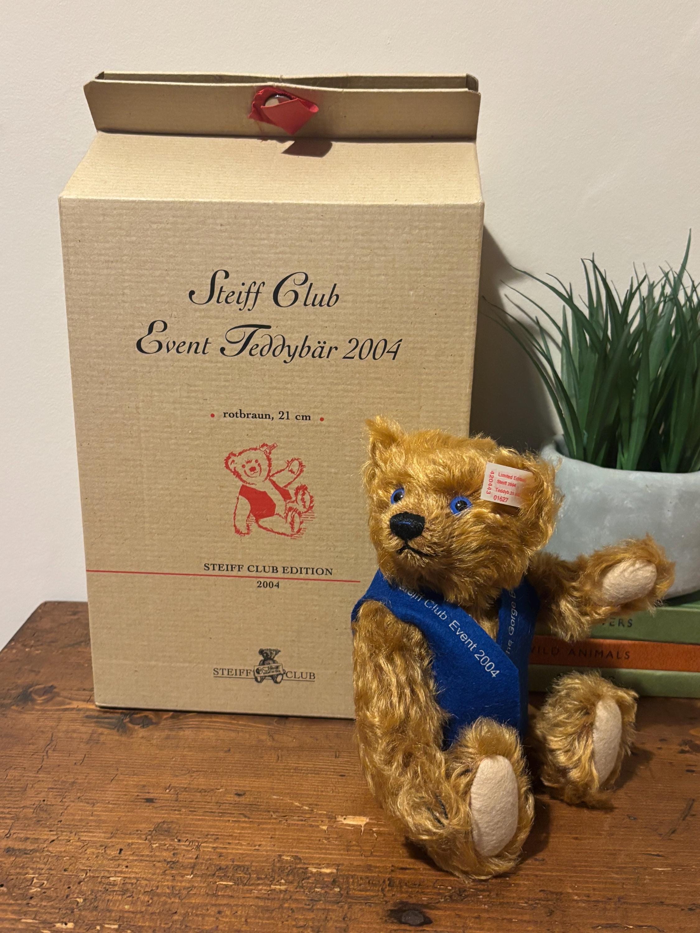 Steiff ミュージカルベア　2004 Vintage Steiff Club Event Teddybär 2004 Teddy Bear, Rotbraun 21cm