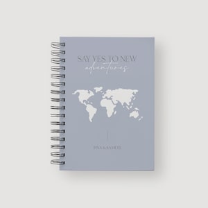 Reisetagebuch "Weltkarte Minimalistisch" personalisiert - verschiedene Farben