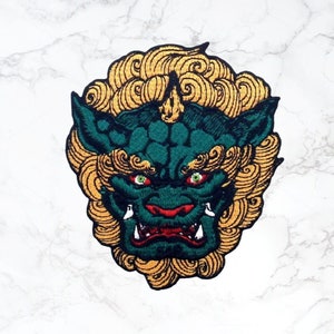 Traditional Chinese Guardian Lion - Fudog Iron On Patch - Embroidered sew on badge jean jacket backpack bag komainu shishi foo dog mythical