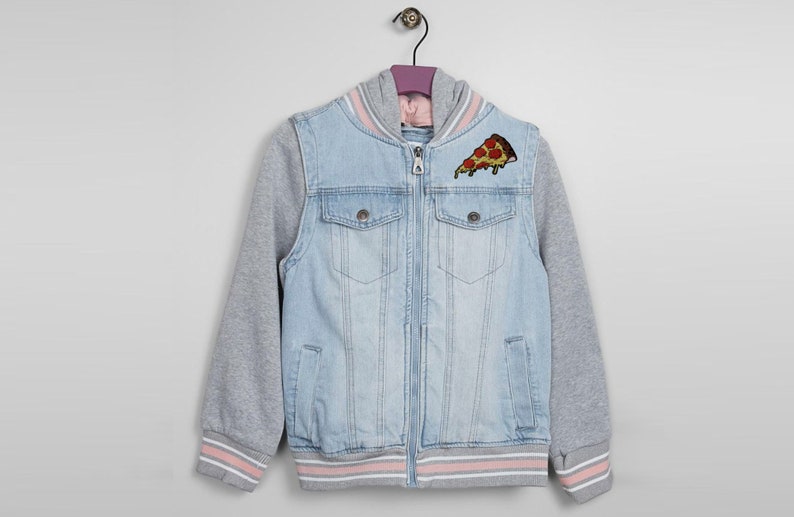 Classic sew on embroidered jean denim jacket bag hat backpack cheese food funny colorful cool patches Pepperoni Pizza Slice Iron On Patch