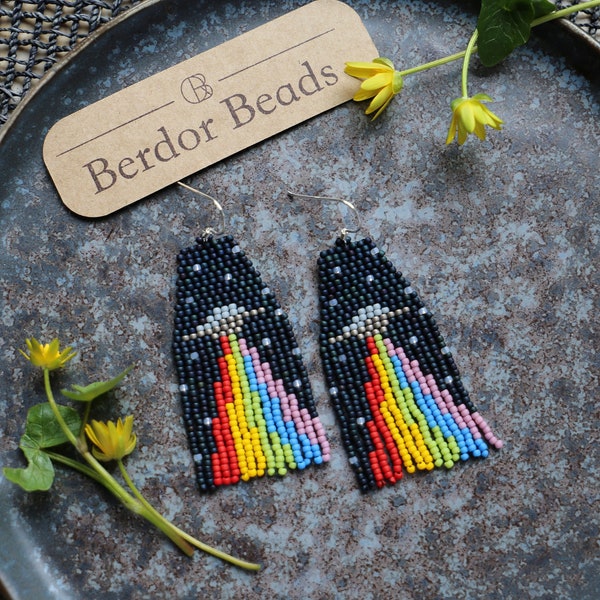 Aliens - Handwoven beaded earrings, modern earrings, ufo, space earrings, aliens, fringe earrings, gift for her, colorful, trendy, unique