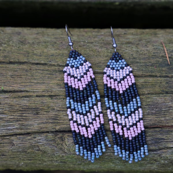 Handwoven beaded earrings, little modern earrings, fringe earrings, blue, pink, colorful, gift for her, beaded jewelry, trendy