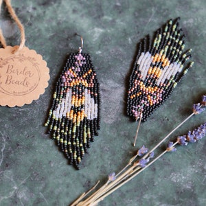 Queen - handwoven beaded earrings,shoulder duster,neutral style,bee earrings,unique,gift for mom,handmade earrings,nature inspired,modern