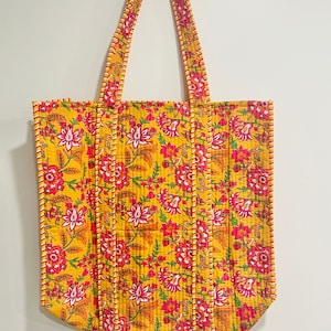 Floral Quilted Cotton Handmade Tote Bag | Shoulder Patchwork Bag | Yoga Shopping Beach Artist Boho Weekender Bag | Quilted Tote bag