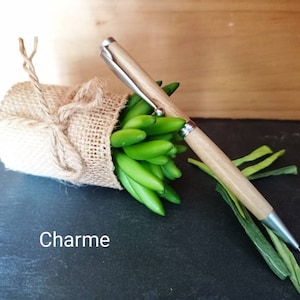 Stylo bille en bois de Charme