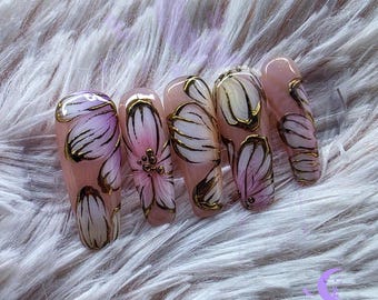 Hibiscus Blush press on nails, summer, spring, flowers, chrome, pastel, floral, tropicsl flower, gold chrome, glue on nails