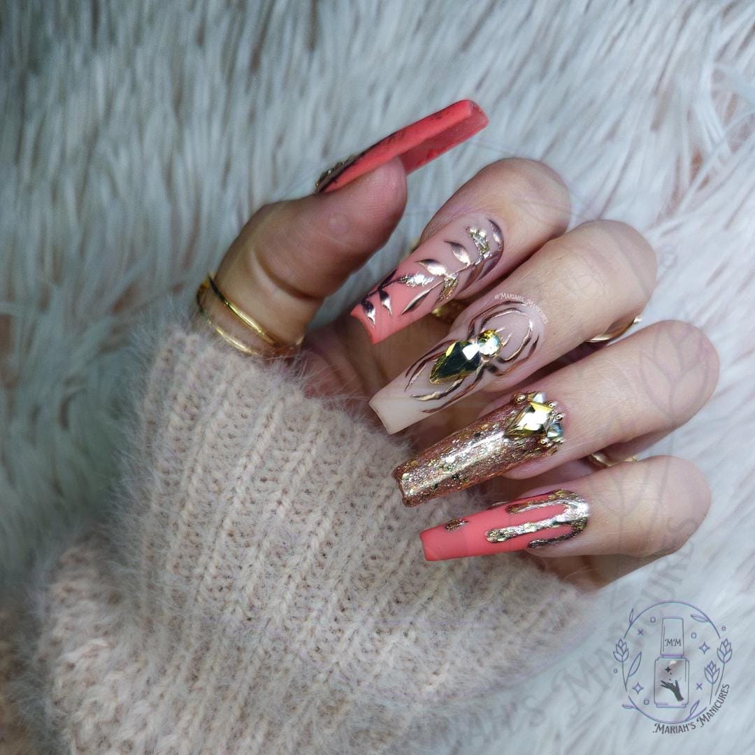 Rose Gold Recluse press on nails | Fall | Spooky | witchy nails | spider | glitter | Halloween nails | girly | spookyszn