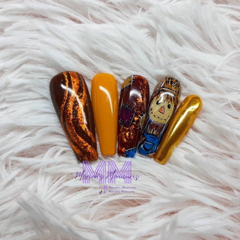 Scarecrow Press On Nails |Fall Nails | Autumn Nails | Autumnal | Character | Handpainted | Custom Nails | | Brown | Fall Colors | Orange image 1