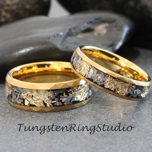 Hammer Gold Foil Ring Set Meteorite Gold Wedding Set Match His and Her Meteorite Ring 4mm 6mm 8mm Ring Leaf Mens Wedding Rings, Gold Accent
