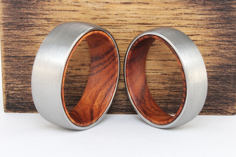 Red Black Iron Wood Mens Wedding Rings White Tungsten Wood Ring Lined With Desert Iron Wood 8mm 6mm Ring Anniversary Ring Wooden Mens Rings