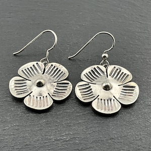 Orecchini pendenti vintage in argento sterling con fiori messicani
