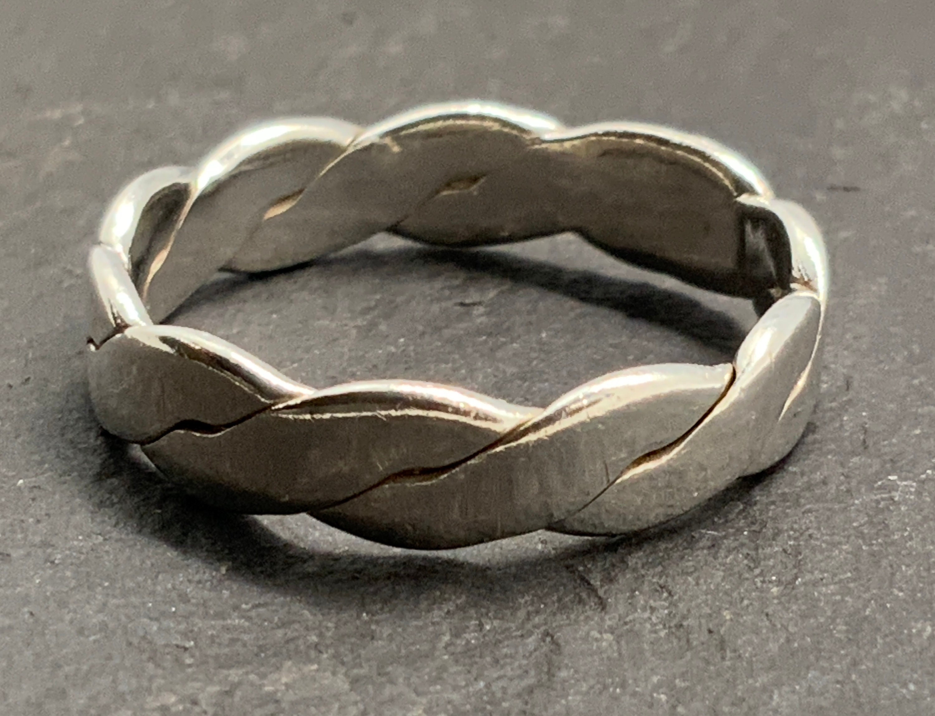 ヴィンテージ スターリングシルバー ツイスト バンド リング、UK