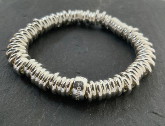 Links of london shop interlocking bracelet