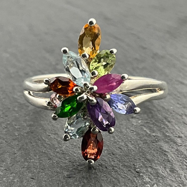 Vintage Garnet Citrine Ruby Emerald Tanzanite Topaz Peridot & Amethyst Sterling Silver Ring, UK Size U, US Size 10 1/4, EU Size 62 1/4