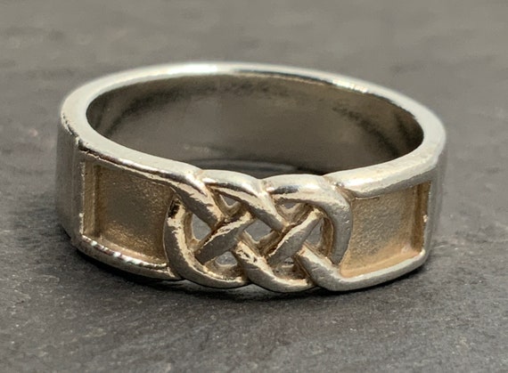 Vintage Sterling Silver Celtic Band Ring, UK Size… - image 2