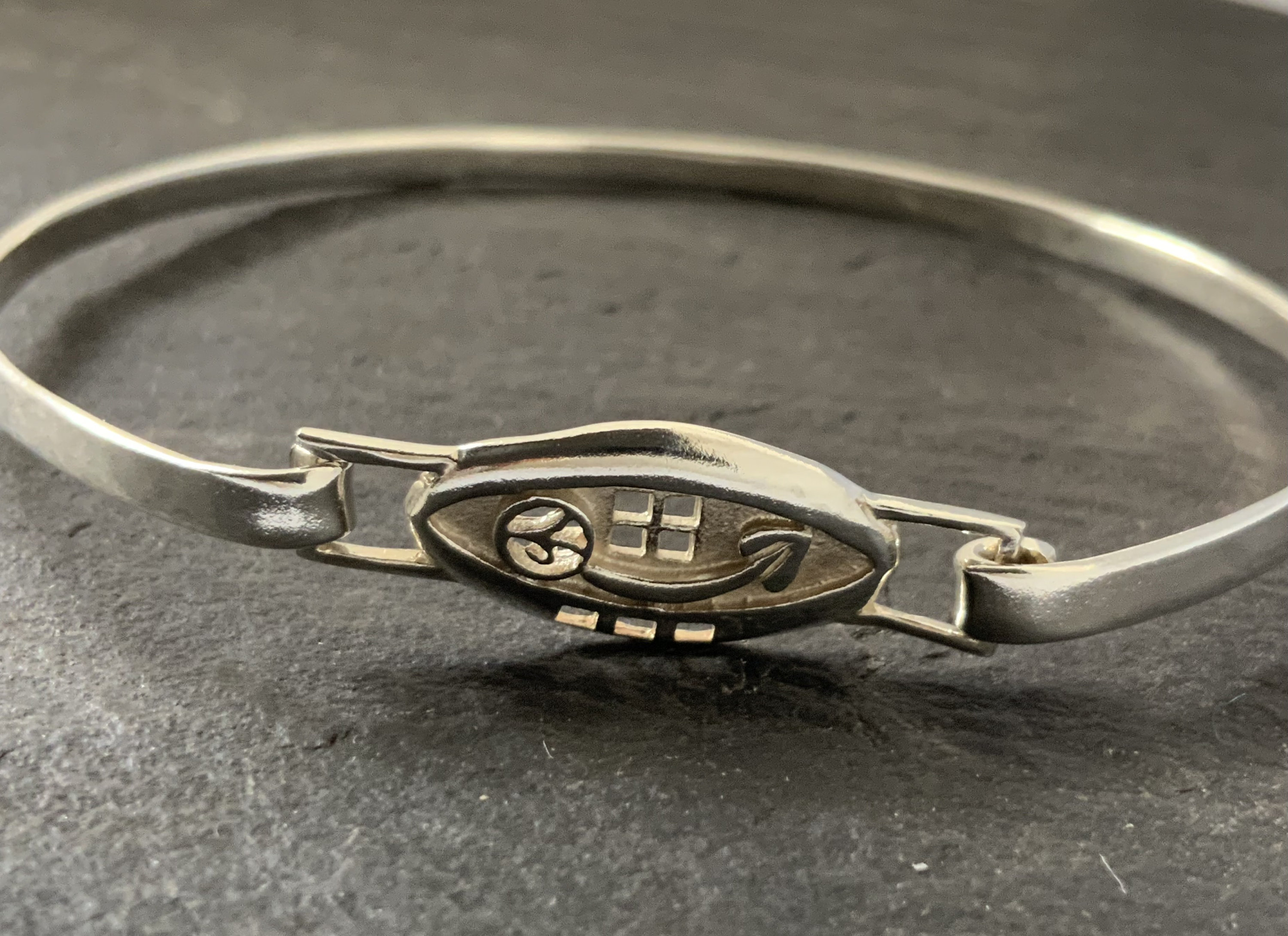 ヴィンテージ ソリッド スターリング シルバー フロント ヒンジ