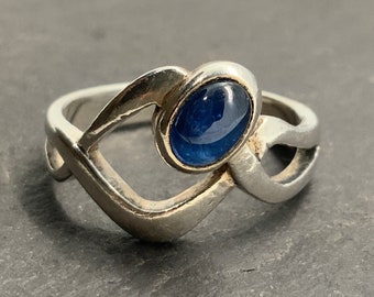 Vintage Sapphire Sterling Silver Dainty Twist Solitaire Ring, UK Size L1/2, US Size 5 3/4, EU Size 51