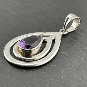 Vintage Purple Cubic Zirconia Sterling Silver Teardrop Pendant