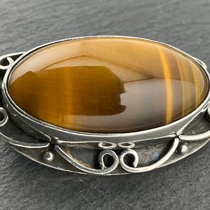 Vintage Sterling Silver Tiger's Eye Brooch