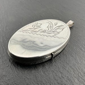 Vintage Sterling Silver Engraved Floral Oval Locket Pendant