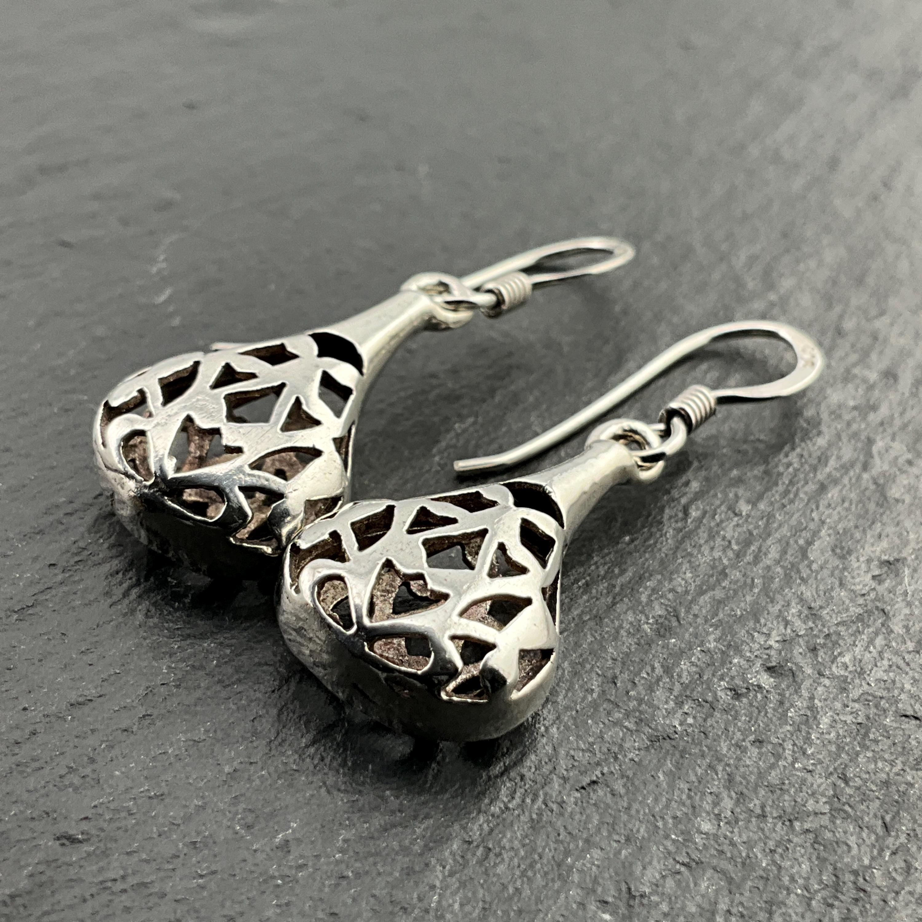 Vintage Historic Originals boucles d'oreilles en argent sterling avec fleurs celtiques - France