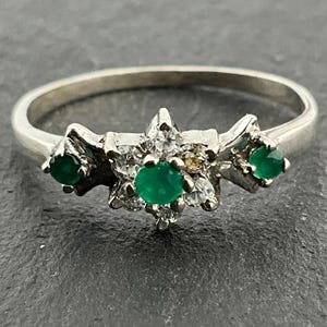 Bague fleur délicate vintage en argent sterling émeraude et zircone cubique, taille UK Q, taille US 8, taille UE 56 3/4