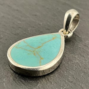 Vintage Turquoise Teardrop Sterling Silver Pendant Necklace