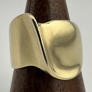 Vintage 9ct Gold Chunky Wide Wave Band Ring, UK Size P, US Size 7 1/2, EU Size 55 1/4