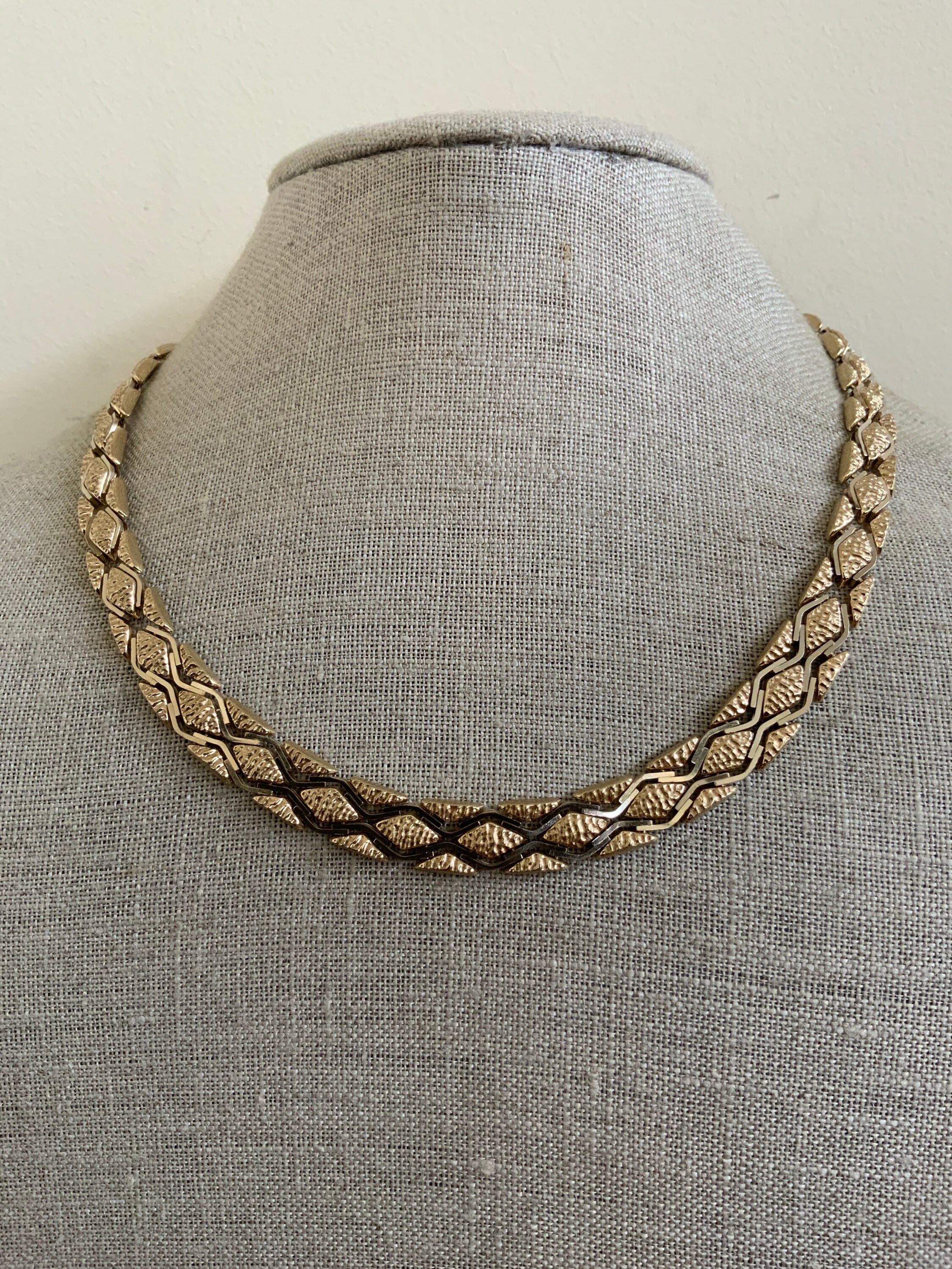Vintage Chunky 9ct Gold Fancy Link 