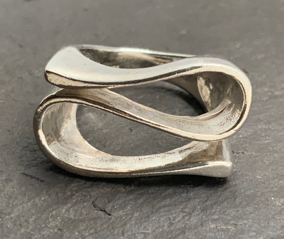 Vintage Sterling Silver Swirl Band Ring, UK Size … - image 1