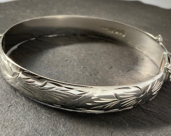 Vintage Sterling Silver Hinged Bangle - Etsy