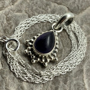 Vintage Sterling Silver Amethyst Pendant Necklace