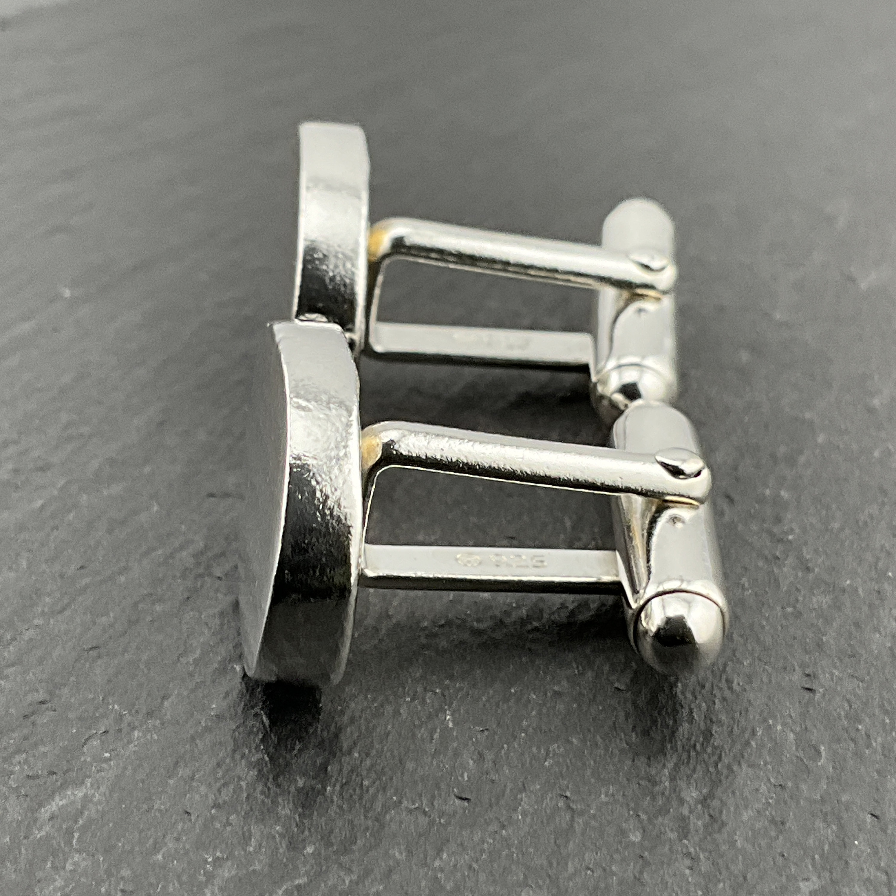 Paire De Boutons De Manchette Vintage En Argent Massif, Ajourés - Anciens, Sans Marque - État Correct