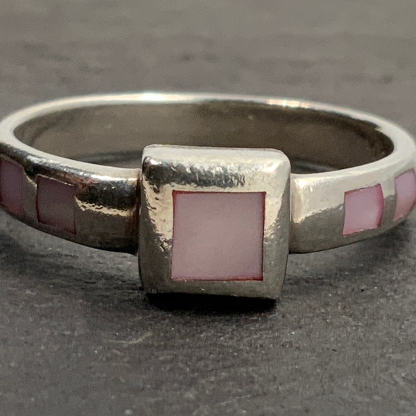 Vintage Mother Of Pearl Sterling Silver Fancy Square Solitaire Ring, UK Size P, US Size 7 1/2, EU Size 55 1/4