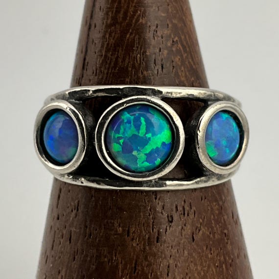 オパール シルバーリング 3ストーン