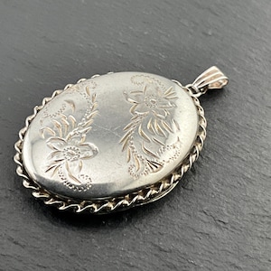 Vintage Sterling Silver Engraved Floral Oval Locket Pendant