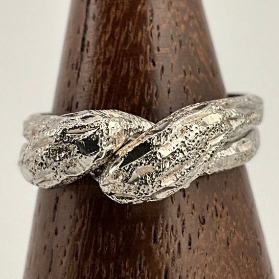 Vintage Interlocking Sterling Silver Textured Ban… - image 6