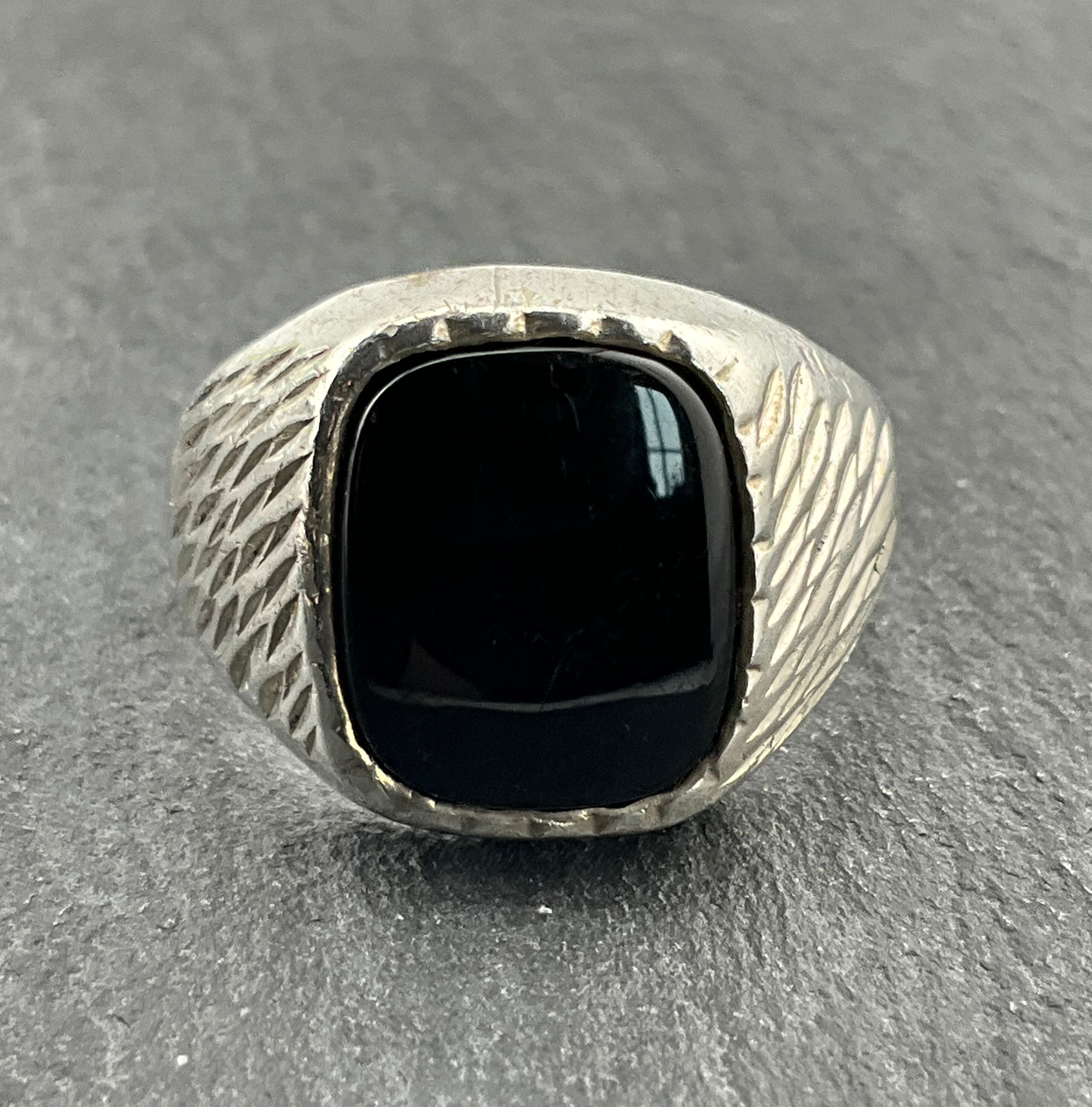 Vintage Black Onyx Sterling Silver Adjustable Signet Ring, UK Size N, US Size 6 1/2, EU Size 52 3/4 - Etsy Vintage Black Onyx Sterling Silver Adjustable Signet Ring, UK Size N, US Size 6 1/2, EU Size 52 3/4 - Etsy
