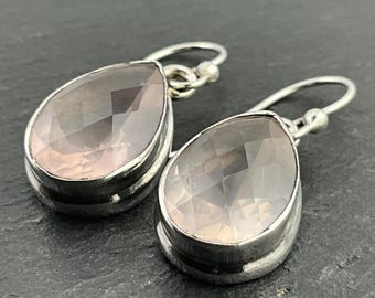81stgeneration Orecchini Pendenti a Forma di Conchiglia con Occhio di Shiva Quadrato Doppio per Donna in Argento Sterling 925 | Orecchini a Catena con Conchiglia Bianca
