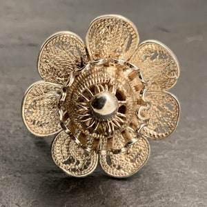 Vintage Sterling Silver Large Detailed Filigree Fancy Flower Statement Ring, UK Size S, US Size 9 1/4, EU Size 60
